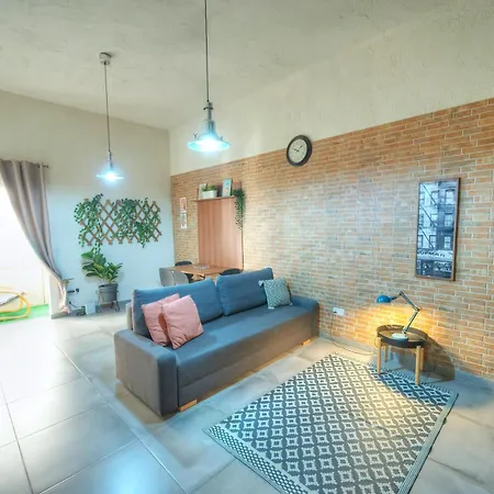Stylish & Cosy Near Seafront Lgal1-1 דירה Gzira